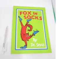 在飛比找蝦皮購物優惠-「二手書」 Dr Seuss Fox in Socks  英