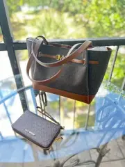 Michael Kors Women Reed Large Tote Handbag Purse Bag Brown + Phone Holder Wallet