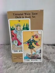 The Universal Waite Tarot Deck & Book Fortune Metaphysical Pagan Reading Cards
