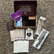 Madison Reed Hair Set, Shampoo Conditioner, Gloves, Caps, Cream, Comb & Brush