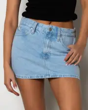 [Calvin Klein] Calvin Klein Women's Micro Mini Skirt in Light Blue Size 30 30 Light Blue