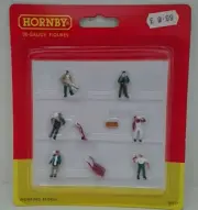 Hornby R7117 OO Gauge Figures "Working People" NEW
