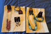 LOT OF PAPARAZZI JEWELRY:FREE SHIPPING