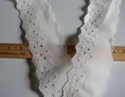 CREAM FLAT EYELET COTTON SCALLOPED EDGE 3 INCHES WIDE X 65 INCHES LONG