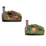 Weta The Hobbit #16 Hill Lane Hobbit Hole Diorama - Halloween Ed.