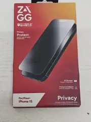 ✨️ ZAGG Apple iPhone BADGER Glass Elite Privacy Screen Protector For iPhone 15