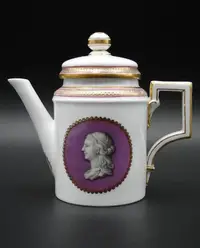 在飛比找Yahoo!奇摩拍賣優惠-稀有1800年左右古董皇家KPM咖啡壺茶壺，精巧小摩卡壺，古