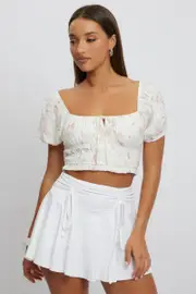 White Ditsy Crop Top Short Sleeve Ruched Bust - Size 16XL, Women's Crop Top