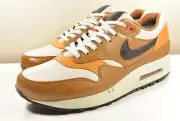 DS 2014 NIKE AIR MAX 1 ESCAPE 718302 002 BROWN 9.5, 10 ATMOS 90 95 PLUS SAFARI