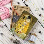 Needlework Holder "By G. Klimt "The Kiss"