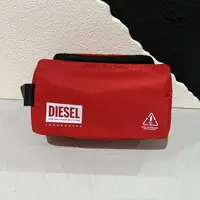 在飛比找蝦皮購物優惠-Diesel 紅色旅行袋原裝貴賓禮物