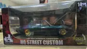 DDA 1:24 GOLD CHASE Holden HQ SLAMMED Customer Colour Shift GREEN/PURPLE