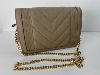 Express Tan Cross-Body Shoulder Bag Purse Gold Chain Strap New With Tags Magnet