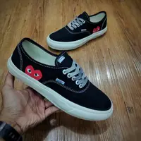 在飛比找蝦皮購物優惠-最新鞋子/vans X CDG 正品