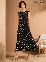 Love & Roses Black/White Scallop Detail Pleated Midi Dress (AP0451) | $157