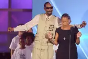 Snoop Dogg , with wife Shante Taylor, accepts the Do Something For- Old Photo 3