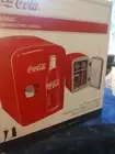 Coca-Cola KWC-4C 4 Liter/6 Can Portable Fridge/Mini Cooler, Red
