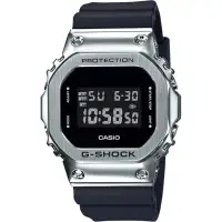 在飛比找momo購物網優惠-【CASIO 卡西歐】G-SHOCK 超人氣軍事風格手錶-銀
