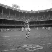 New York Giants Kyle Rote In Action 1958 Old Football Photo 1