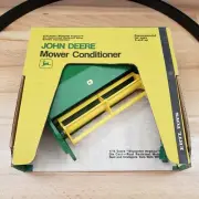 Ertl John Deere Mower Conditioner Diecast 1:16
