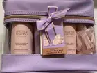 Baylis & Harding England Vanity & Cosmetic Bag Jojoba Vanila Almond Oil Gift Pk