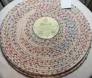 BENSON MILLS BOUCLE PLACEMATS WHITE RED BLUE (6) 15 inch Round NWT
