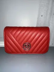 NWT BADGLEY MISCHKA Small Camera Crossbod Bag Red With Circle Logo MSRP$69