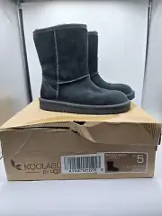 Koolaburra by UGG Women's Black Koola Short Fashion Boots, US 5