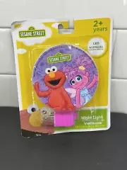 NEW Sesame Street LED Plug In Night Light Elmo & Friend Kids