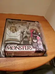 Todd McFarlane's Monsters The Phantom of the Opera Playset Series Two Figures