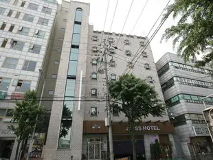 桑桑飯店SangSang Hotel