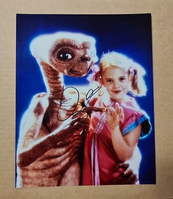 E.T DREW BARRYMORE Signed 8 x 10" photo Autograph COA Extra Terrestrial