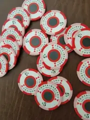 1 ONE $5 Las Vegas Fountainebleau Casino Poker Chip MINT Uncirculated!