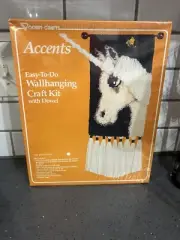 Vogart Crafts Accents 4674 Latch Hook Wall Hanging Kit Unicorn NEW Vintage
