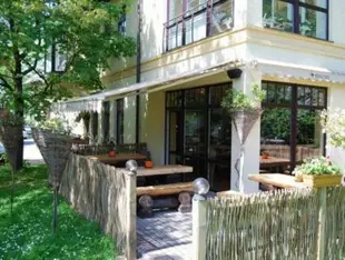 City Center Kaķis B&B