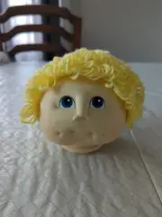 Vintage 1984 Doll Head By Thomas, Yellow Yarn Looped Hair, Blue Eyes