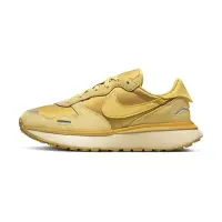 在飛比找momo購物網優惠-【NIKE 耐吉】Phoenix Waffle 女鞋 小麥金