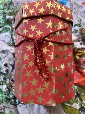 Lush Cosmetics Christmas Gift Box Hatbox 2007 Times