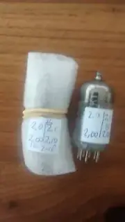 1% Platinum++ matched 6N2P-EV ECC83 12AX7 Voshod top tube Amplitrex AT1000