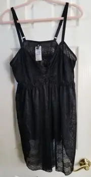 Torrid Black Lace Lingerie Cami Top - Size 3 - Stretchy Geometric Pattern Lace