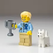 New SEALED LEGO® Dog Show Winner (w/ Stand, Accessories) Minifigure (col16-12)