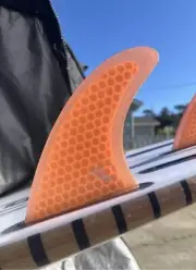 CLEARANCE - $45 Cardiff Fin Co AM2 Tri Fin Hexcore Fits Future - Orange