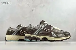 Nike Air Zoom Vomero 5 男女鞋