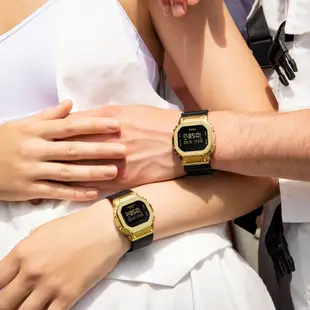 CASIO卡西歐 G-SHOCK 黑金時尚 高調奢華 金屬錶殼 經典方型 GM-5600G-9_43.2mm