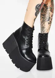 Wicked Comet Crash Platform Boots