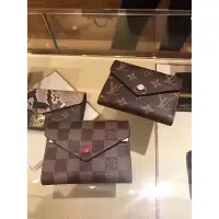 在飛比找Yahoo!奇摩拍賣優惠-Louis Vuitton LV Victorine 經典老