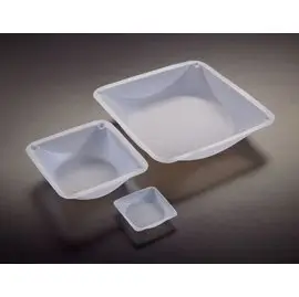 《實驗室耗材專賣》美製塑膠製稱量盤(中)3-1/2〞×3-1/2〞×1〞 100pc/包 Disposable Polystyrene Weighing Dishes 實驗儀器