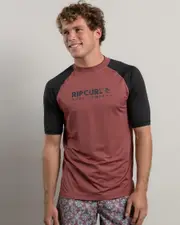 [Rip Curl] Rip Curl Men's Shock Upf Short Sleeve Rash Vest in Apple Butter Size Medium M Apple Butter