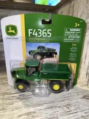 1/64 Scale John Deere F4365 Nutrient Applicator Dry Fertilizer Spreader Ertl