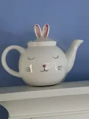 Bunny Easter White Ceramic Teapot. NEW